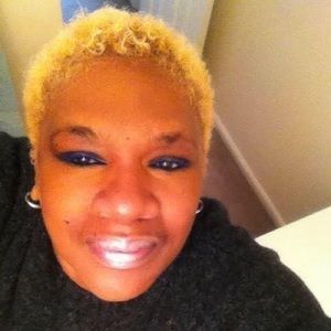 Meet your Posher, Regina